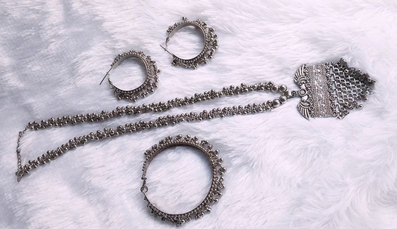 Silver Jewellery Set