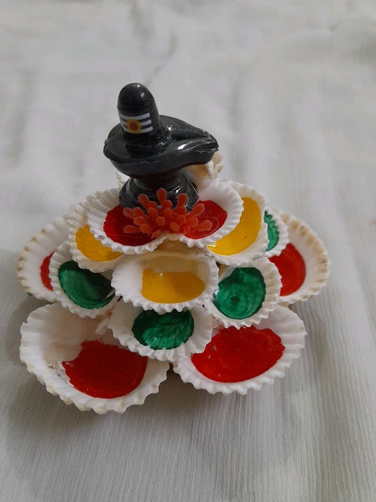 Shivlinga Showpiece