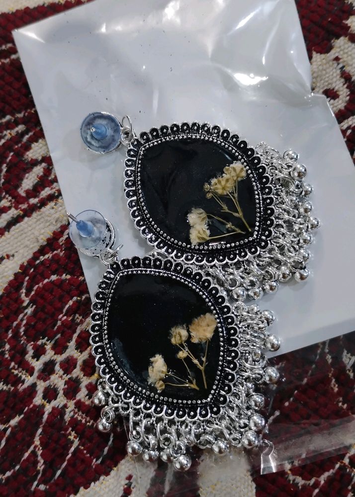 Resin Jhumka Or Earrings