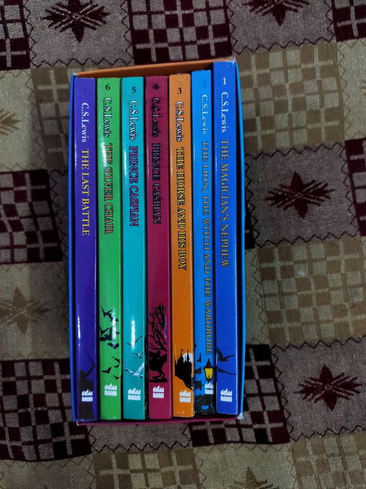 Chronicles Of Narnia Book Set