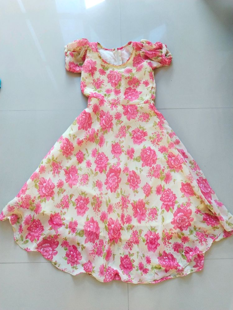 Puffed Sleeves Frock For Girls