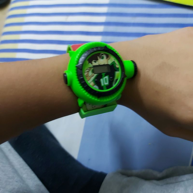 BEN 10 WATCH WITH PROJECTOR