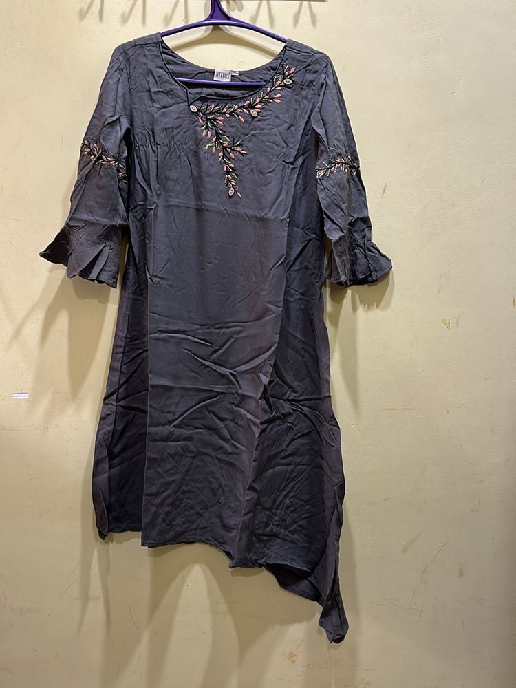 Neerus Grey Kurta Size XL