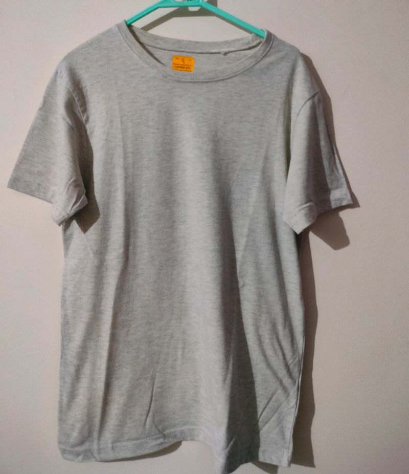 Crew Neck Off White Tshirt