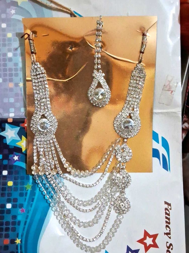 Necklace With Tika Not Earning