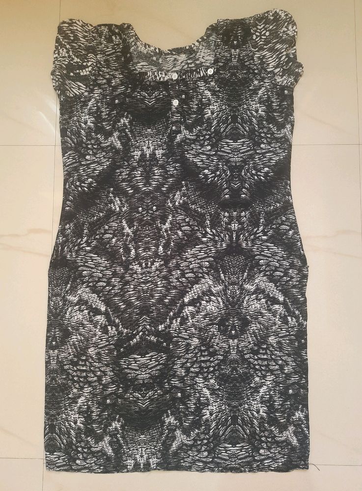 Unique Printed Women Kurta