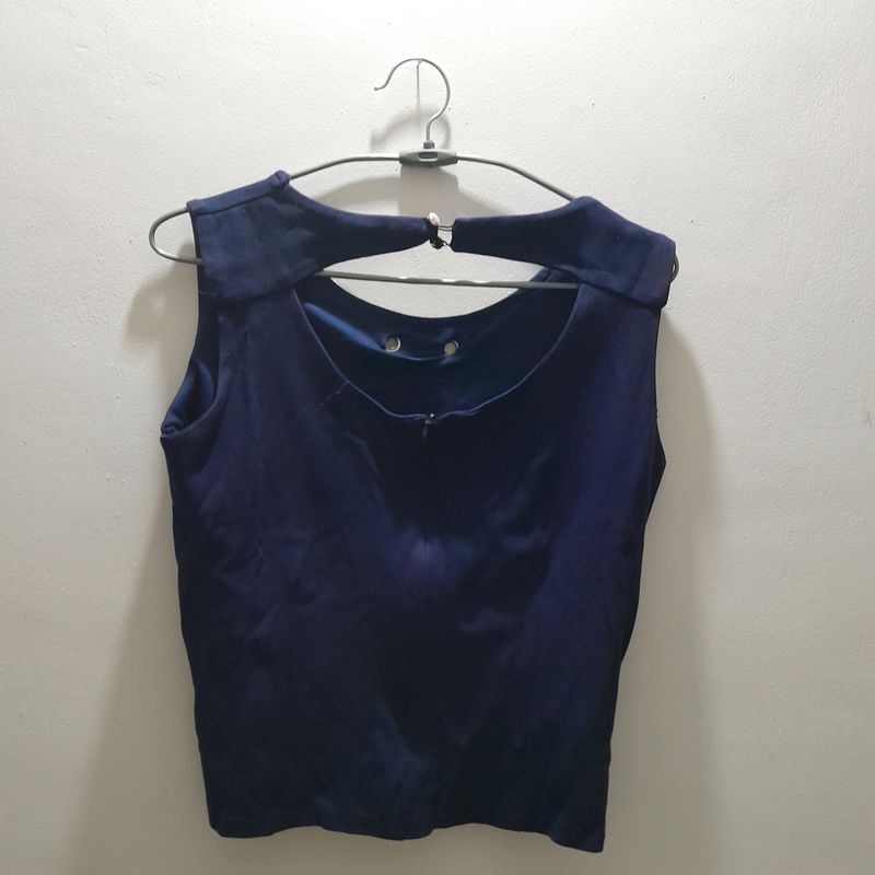 Crop Top Nevi Blue Color