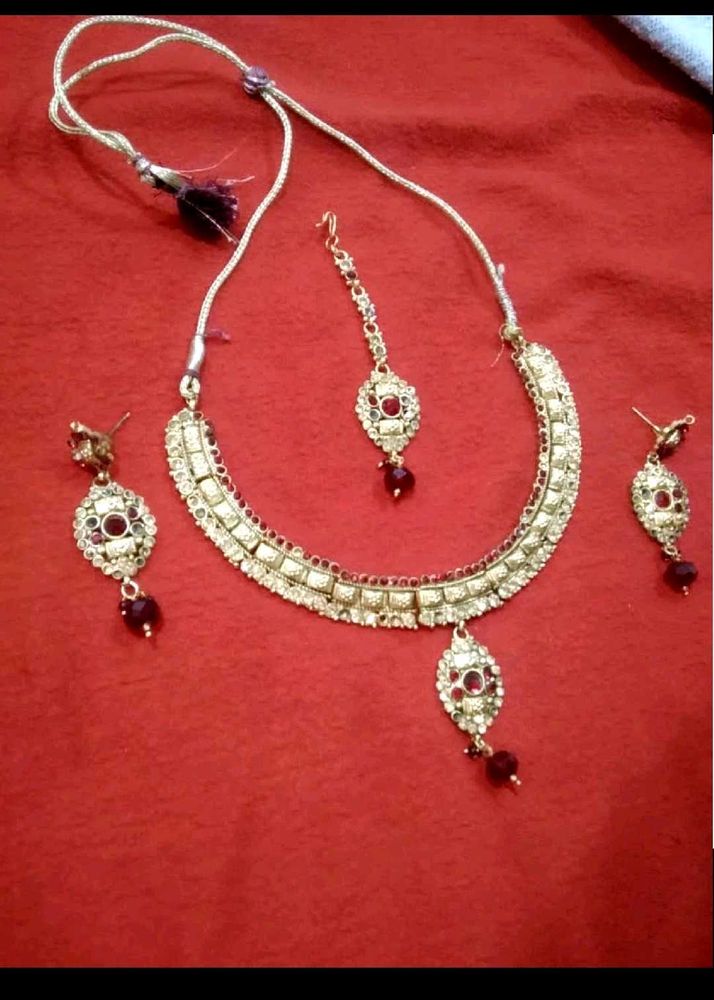 Necklace Earings Set With Mangtika 👌