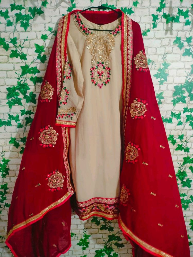 Party Wear Suit With Pant Nd Dupatta