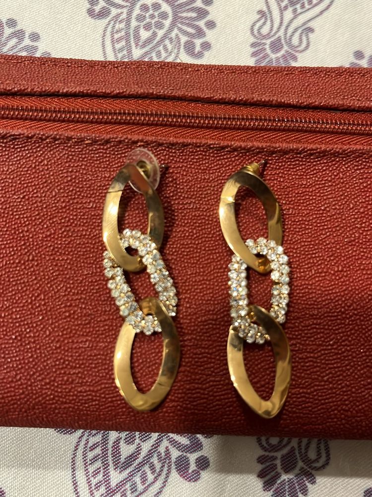 Ethnic Festive Wear Golden + Diamond Earrings