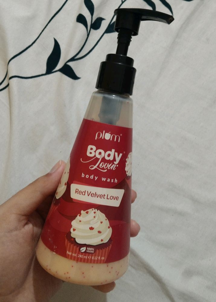 Plum Red Velvet Body Wash