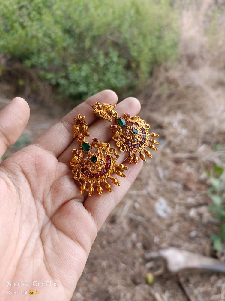 Antique Gold Colored Earring