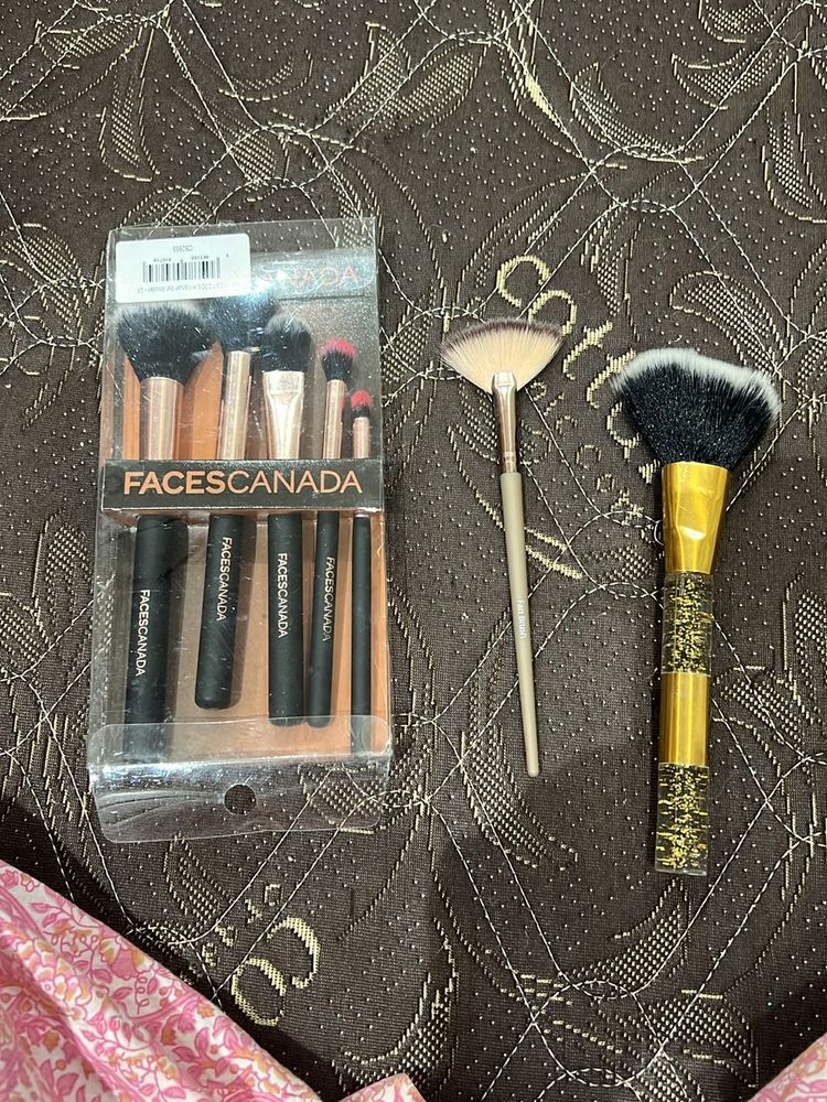 Faces Canada Make Up Brushes