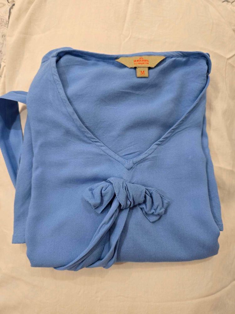 Blue tunic With Bow