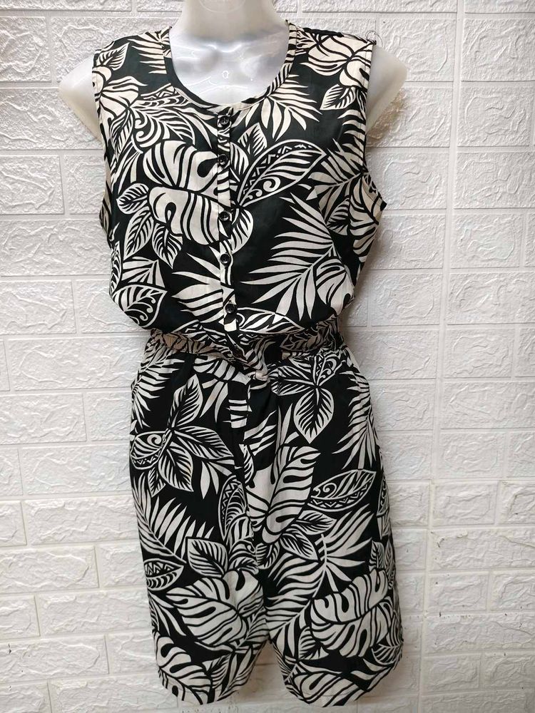 Printed Jumpsuit For Medium Size Women