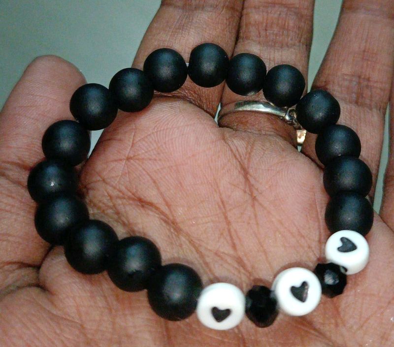 Black Beads Bracelet 🤍🖤