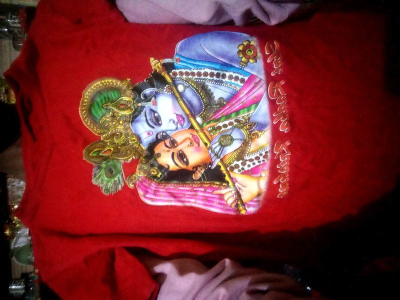 Radha Krishna Printed Tshirt