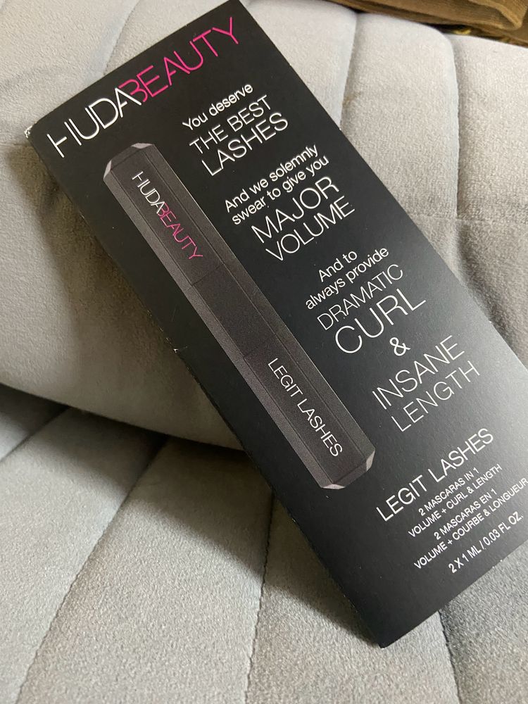 Huda Beauty Mascara Sample Card