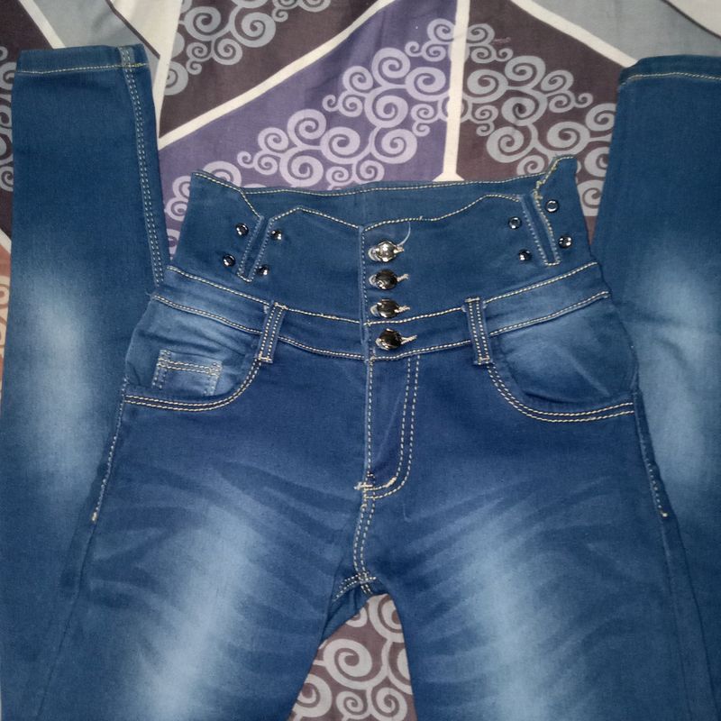Womens' Jeans