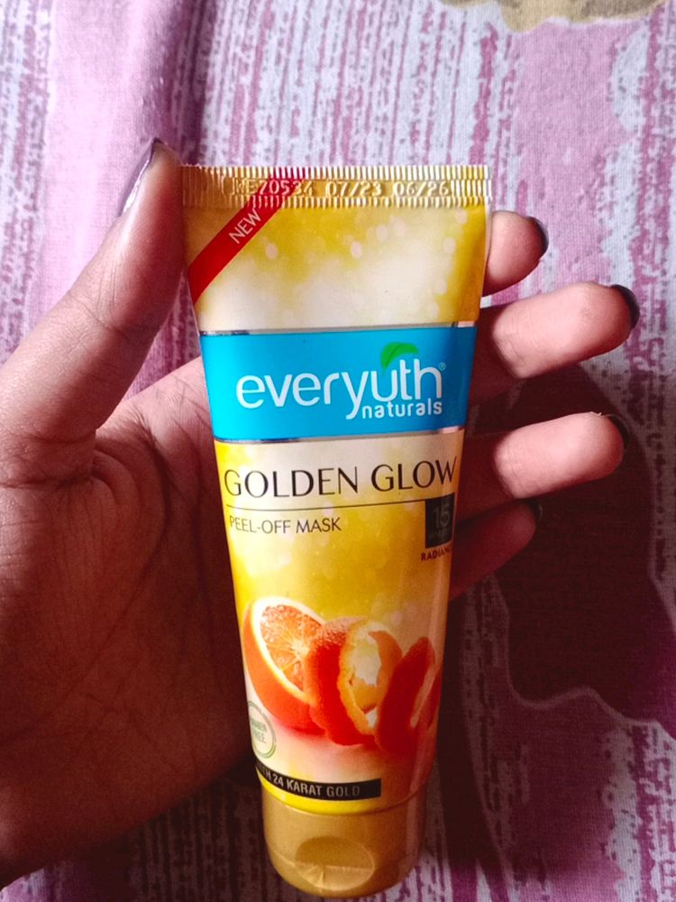 Everyuth Natural Golden Peel Off Mask