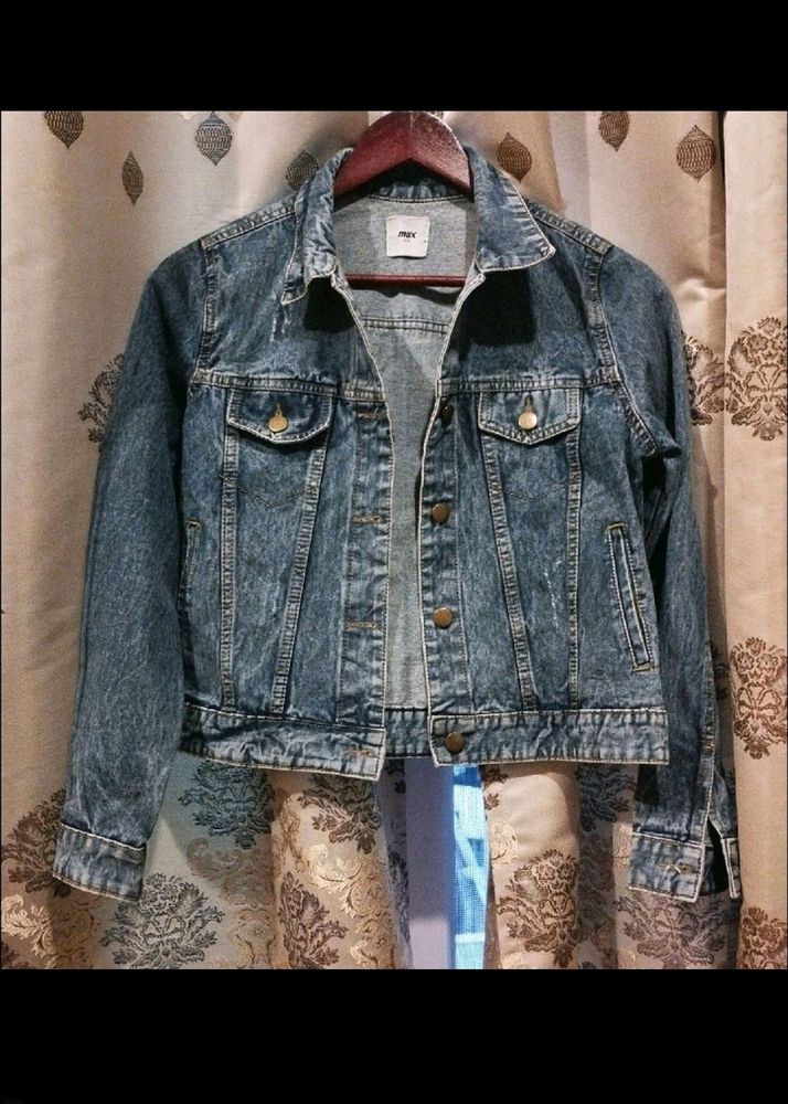 Max branded denim jacket and top