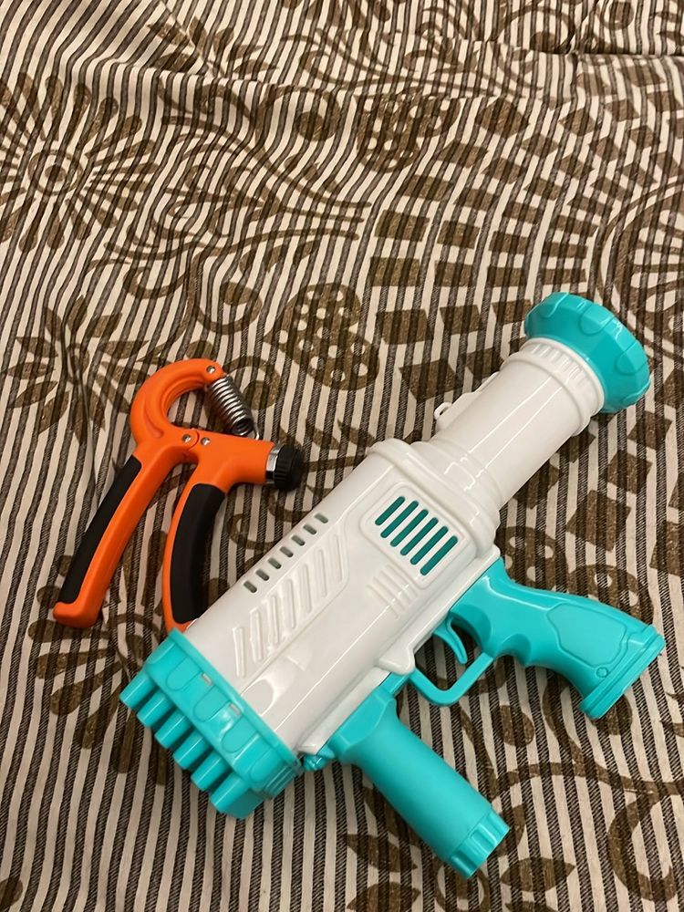 hand gripper and bubble gun with 32 holes for kids
