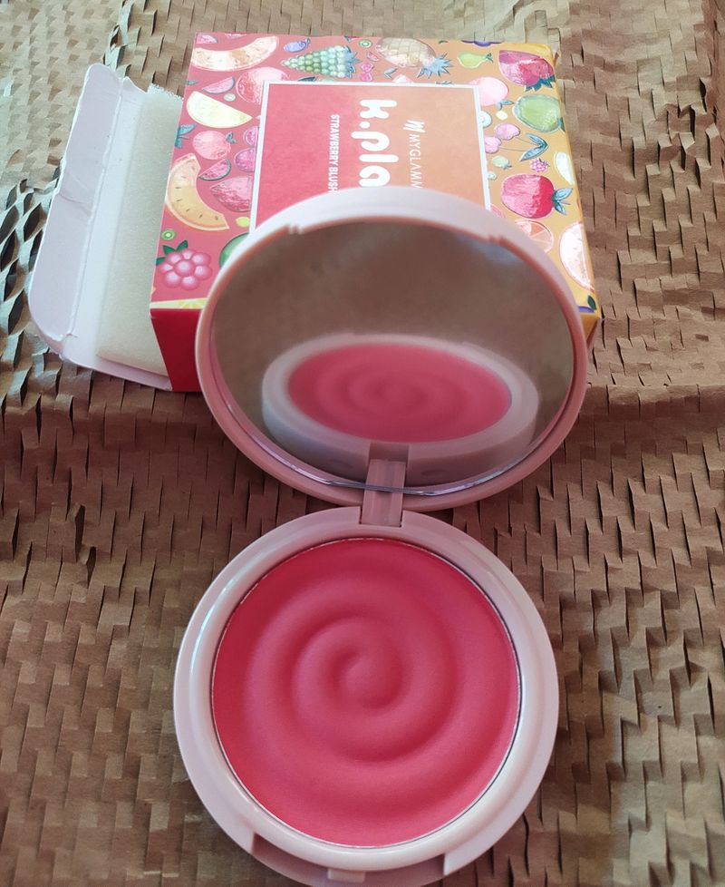 Myglamm Raspberry Blush