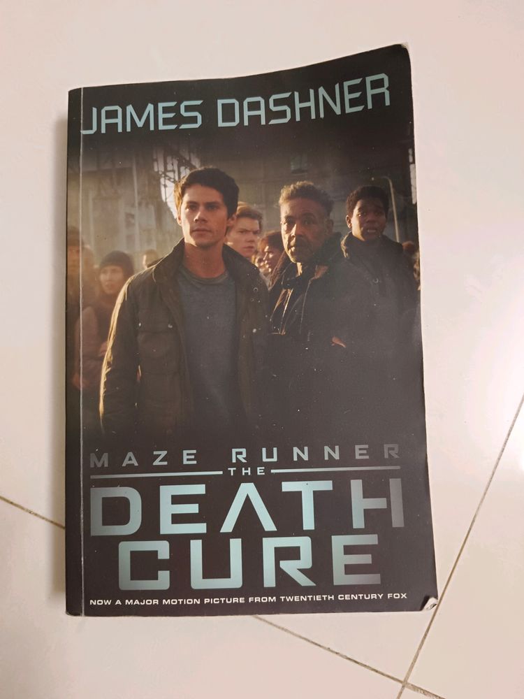 Maze Runner - The Death Cure Book