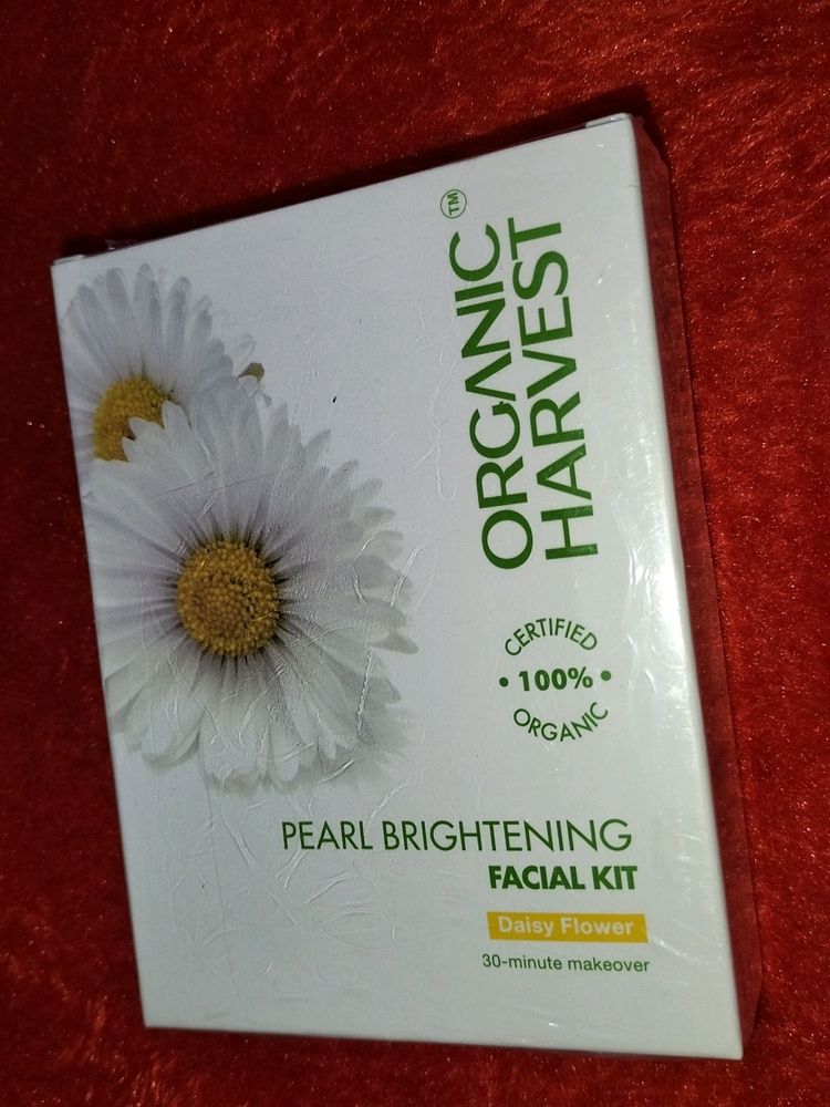 Organic Harvest Pearl Brightening Facial Kit