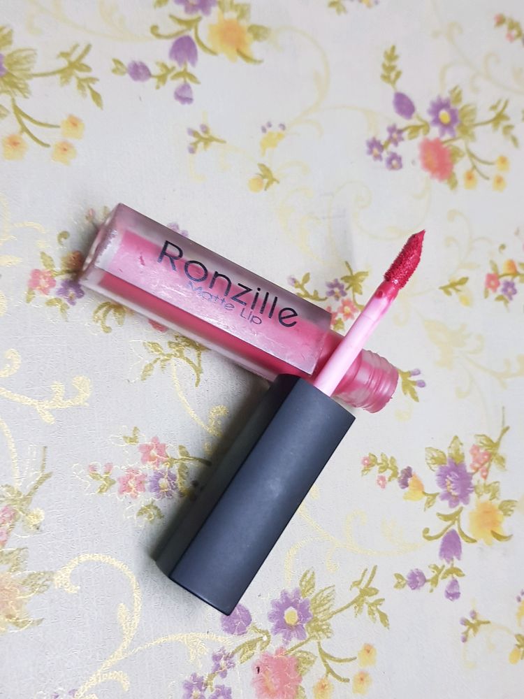 🆕🎀 Ronzille Lipstick 💄
