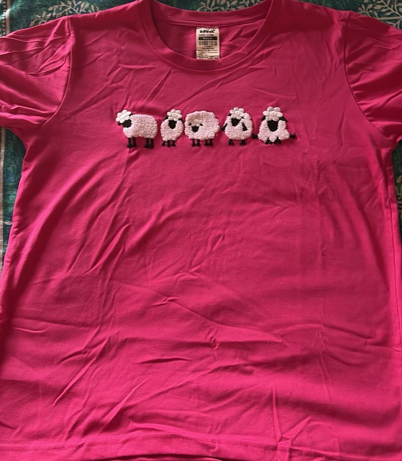 Women T-shirt Pink Colour