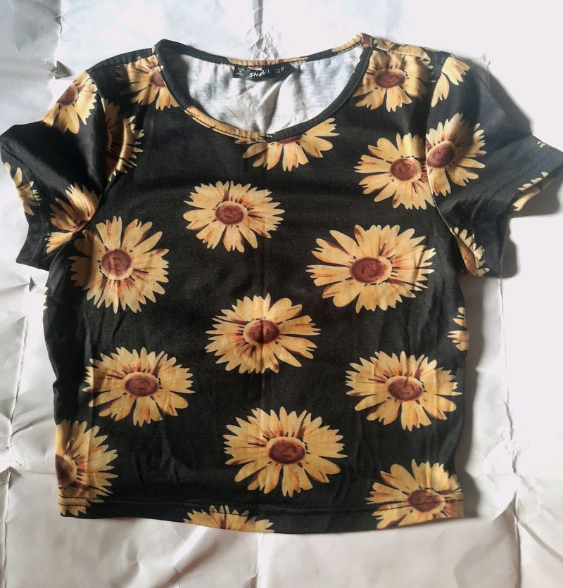 Shein Sunflower Black Fitted Crop Top Girl Xs Tee