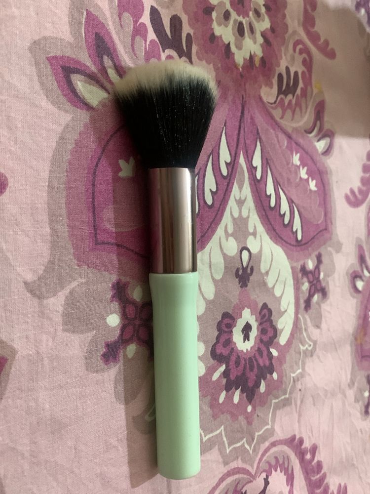 Makeup Brush