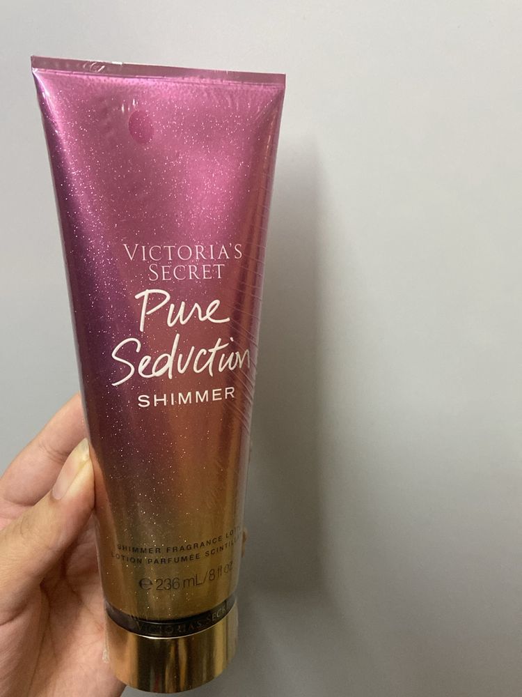 Sealed VS pure seduction shimmer lotion