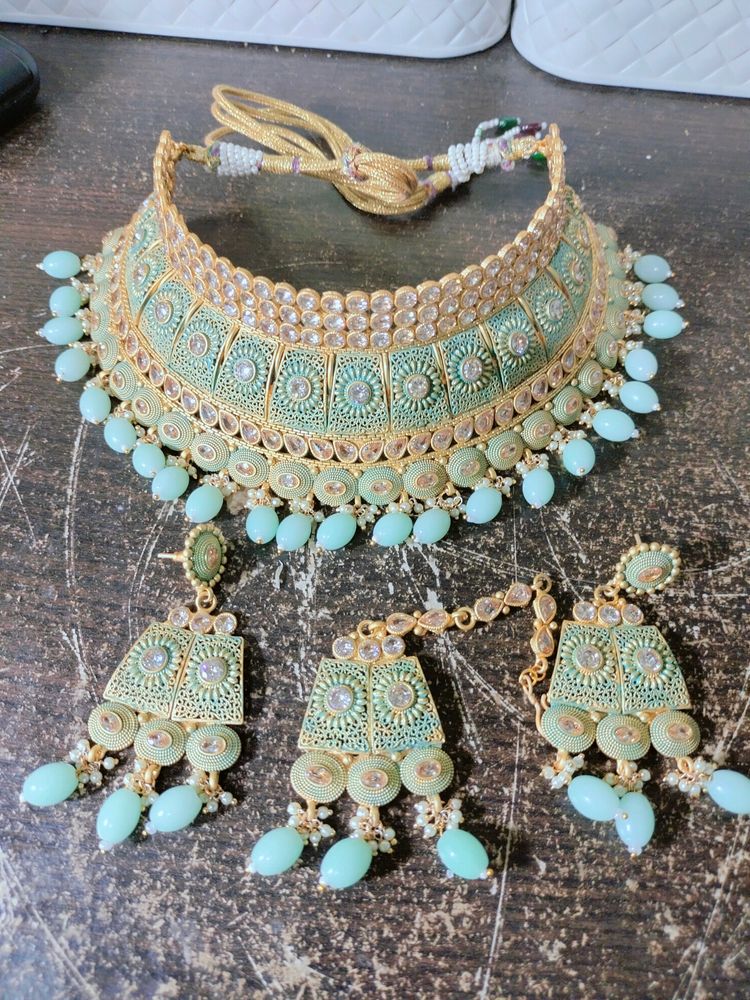 Mint Green Choker Set With Earrings And Mang Tika