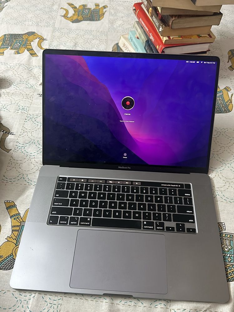 Used APPLE MACBOOK PRO A2141 (2019 16”)