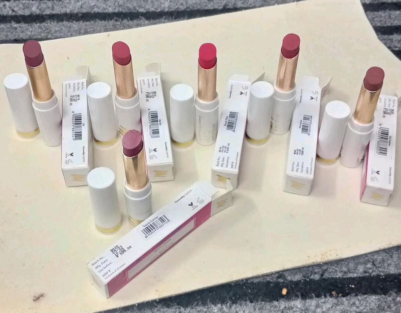 Myglamm Unused Creamy Matte Lit Lipsticks Pack 1