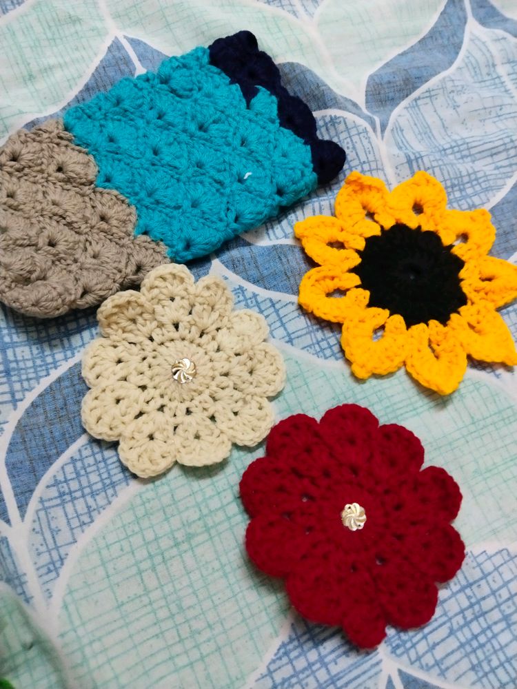 Combo Of 3 Crochet Coasters With A Mobile Cover