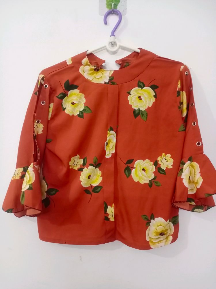 FLORAL TOP FORMAL WEAR