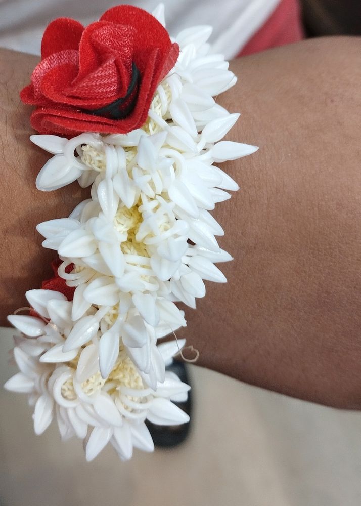 Flower Bracelet