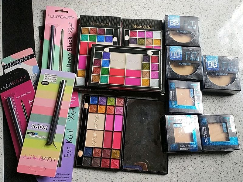 Make-up Products In Bulk