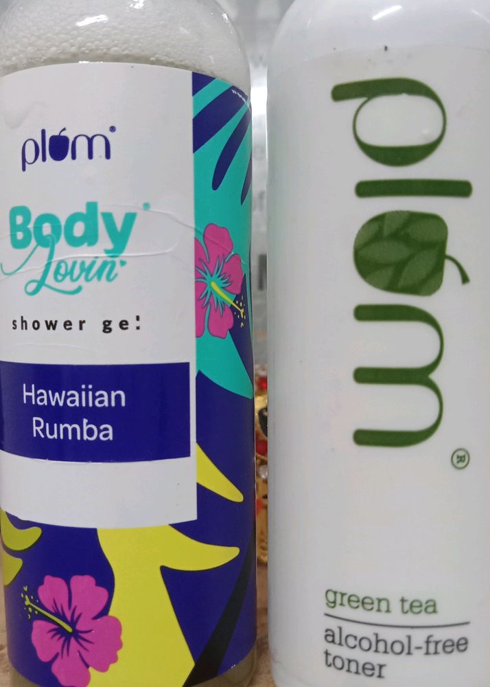 Plum Shower Gel And Green Tea Alcohol-Free Toner Combo Of 2 Products