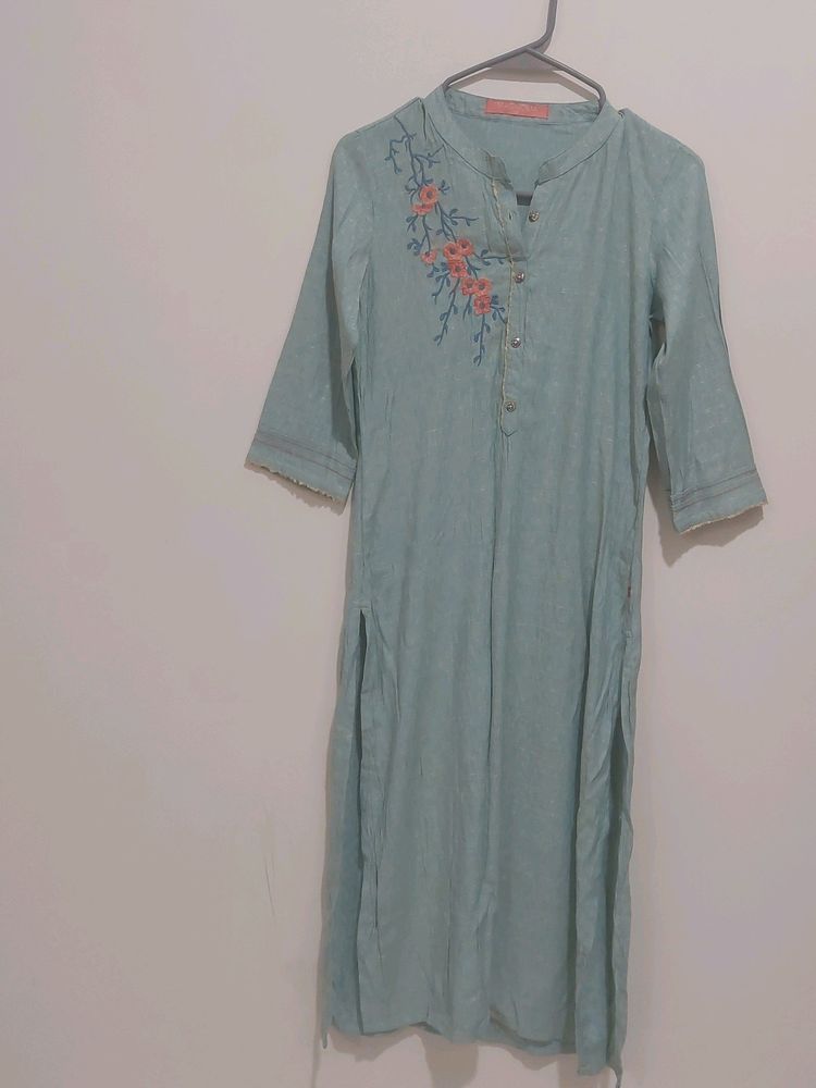 Light Blue Kurthi With Embroidery