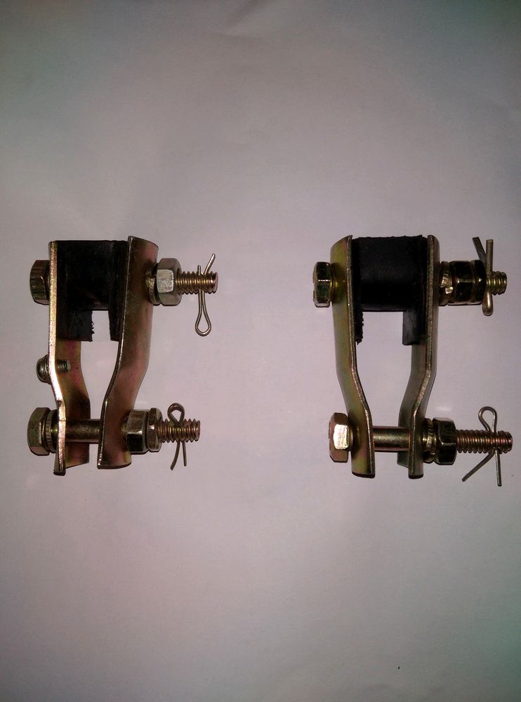 2 Ceiling Fan Clamps In Brand New Condition