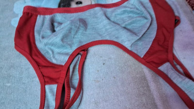 Red And Off White Non Padded Sports Bra