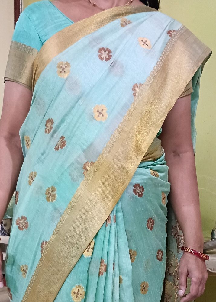 Comfortable And Rich Look Saree With Blouse 🥻👌