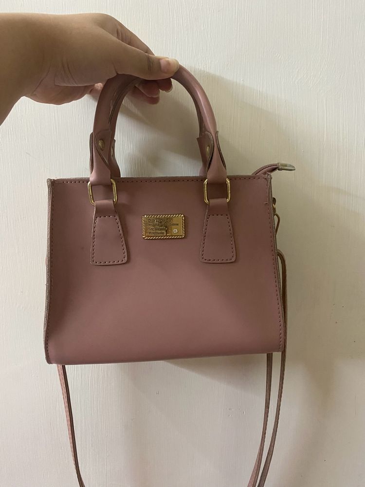 DAVIJONES PINK SLING BAG