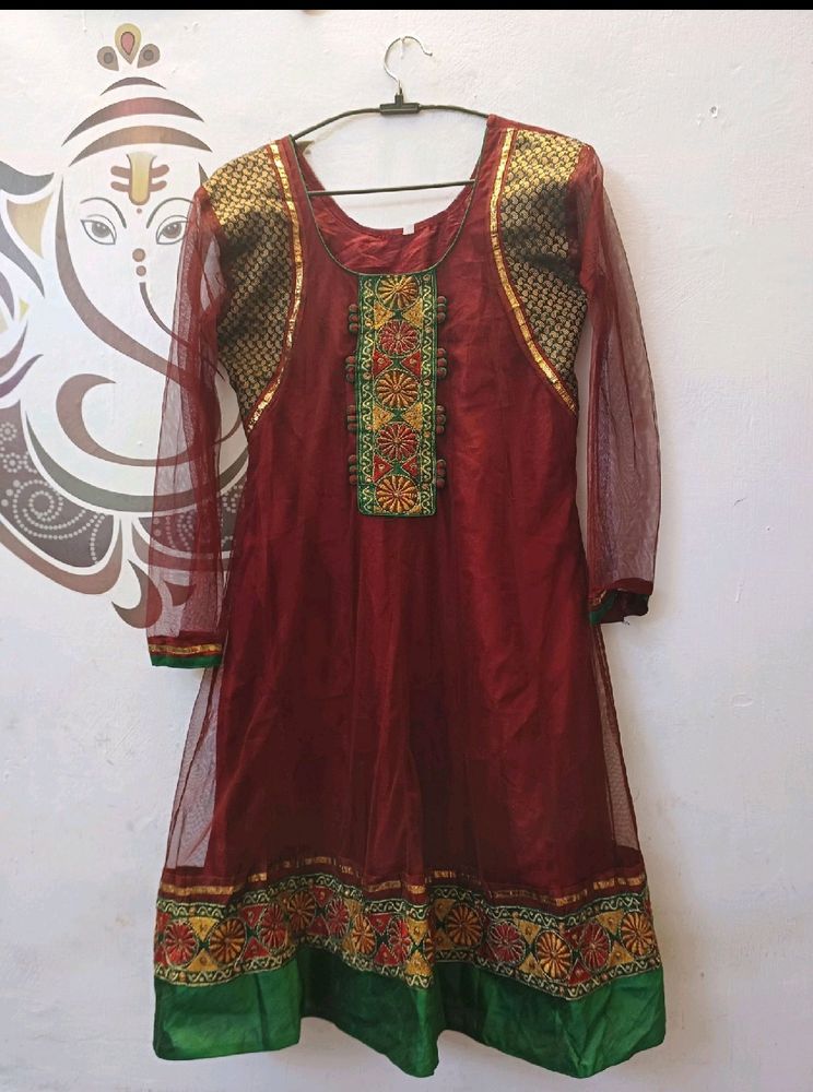 Maroon Kurta Set With Dupatta & Pajami