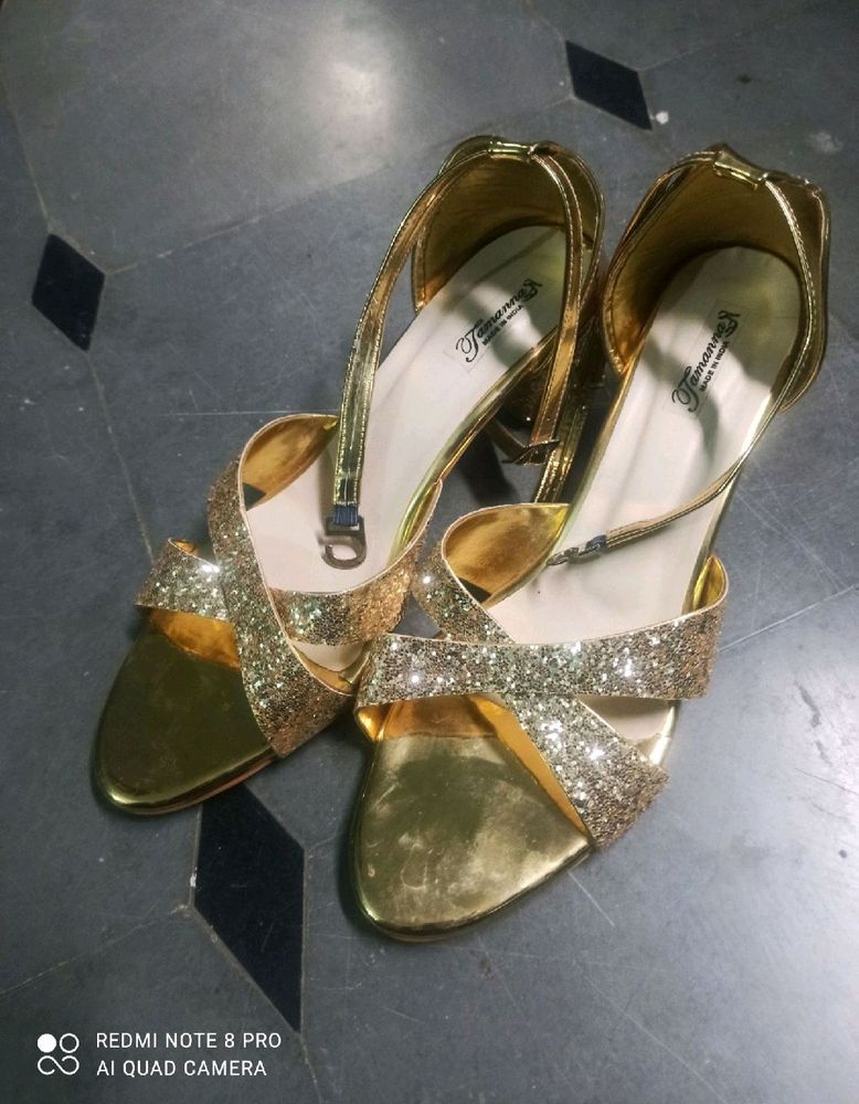 new shinny golden heels