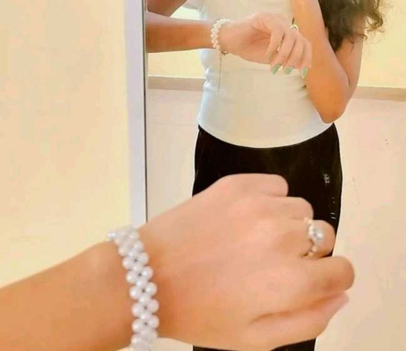 White Bead Bracelet